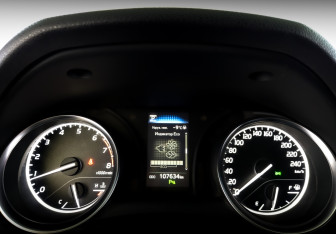 Подержанный автомобиль Toyota Camry Sedan 2019 года (13 фото)