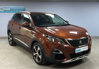Подержанный автомобиль Peugeot 3008 2017 года (3 фото)