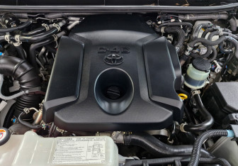 Подержанный автомобиль Toyota Land Cruiser Prado 2021 года (9 фото)