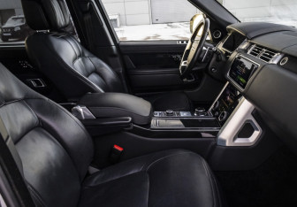 Подержанный автомобиль Land Rover Range Rover 2018 года (10 фото)
