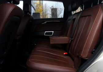 Подержанный автомобиль Opel Antara 2013 года (10 фото)