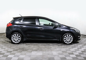 Подержанный автомобиль Kia Ceed Hatchback 2016 года (3 фото)