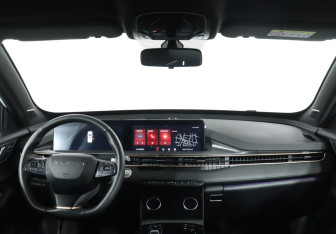 Подержанный автомобиль Exeed LX 2024 года (12 фото)