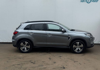 Подержанный автомобиль Mitsubishi ASX 2021 года (4 фото)