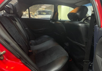 Подержанный автомобиль Mitsubishi Carisma Sedan 1999 года (11 фото)