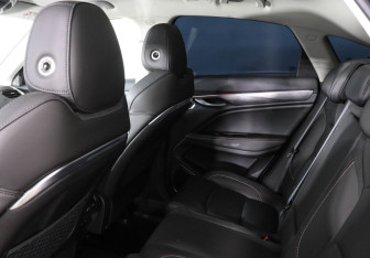 Подержанный автомобиль Geely Tugella 2022 года (12 фото)