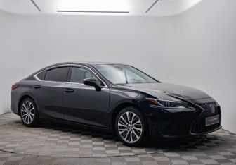 Подержанный автомобиль Lexus ES 2020 года (7 фото)