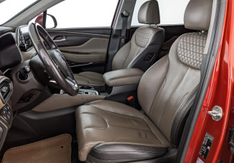 Подержанный автомобиль Hyundai Santa Fe 2020 года (20 фото)