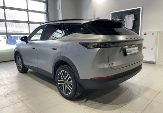 Подержанный автомобиль Omoda C7 2025 года (6 фото)