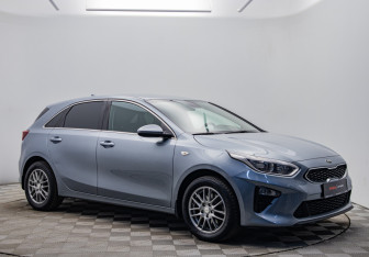 Подержанный автомобиль Kia Ceed Hatchback 2019 года (7 фото)