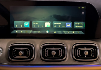 Подержанный автомобиль Jaecoo J8 2024 года (15 фото)