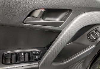 Подержанный автомобиль Hyundai Creta 2016 года (12 фото)