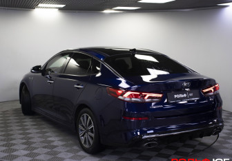 Подержанный автомобиль Kia Optima Sedan 2019 года (24 фото)