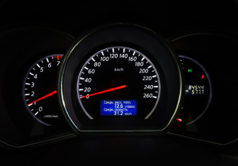 Подержанный автомобиль Nissan Murano Suv 2014 года (16 фото)