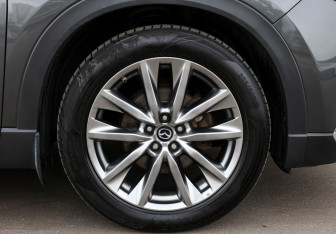 Подержанный автомобиль Mazda CX-9 2019 года (25 фото)