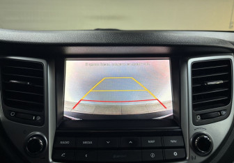 Подержанный автомобиль Hyundai Tucson 2017 года (16 фото)