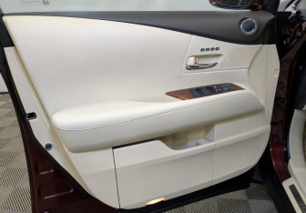 Подержанный автомобиль Lexus RX 2014 года (18 фото)