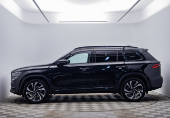 Подержанный автомобиль Geely Monjaro 2023 года (8 фото)