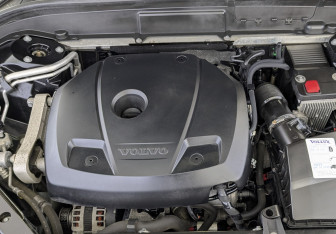 Подержанный автомобиль Volvo XC60 2021 года (9 фото)