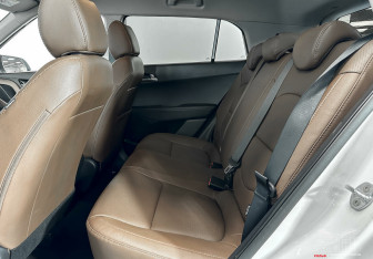 Подержанный автомобиль Hyundai Creta 2020 года (11 фото)