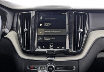 Подержанный автомобиль Volvo XC60 2021 года (17 фото)