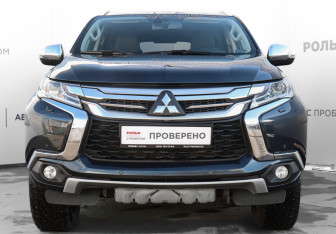 Подержанный автомобиль Mitsubishi Pajero Sport 2019 года (2 фото)