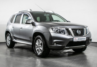 Подержанный автомобиль Nissan Terrano 2018 года (3 фото)