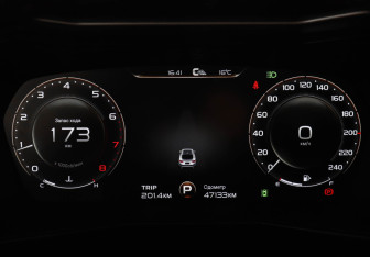 Подержанный автомобиль Geely Tugella 2022 года (11 фото)