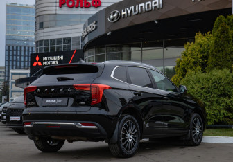 Подержанный автомобиль Haval Jolion 2023 года (4 фото)