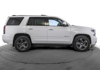 Подержанный автомобиль Chevrolet Tahoe 2015 года (4 фото)
