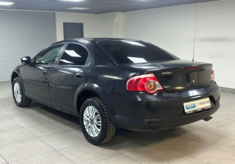 Подержанный автомобиль ГАЗ Volga Siber 2009 года (7 фото)