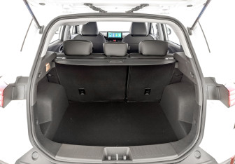 Новый Москвич 3 2025 (8 фото)