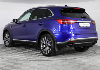 Подержанный автомобиль Hongqi HS5 2024 года (7 фото)