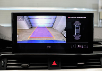 Подержанный автомобиль Audi A4 Sedan 2020 года (19 фото)