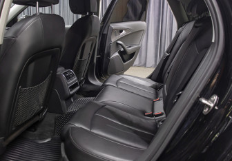 Подержанный автомобиль Audi A6 Sedan 2018 года (12 фото)