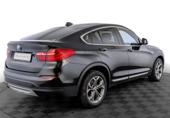 Подержанный автомобиль BMW X4 2018 года (5 фото)