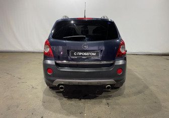 Подержанный автомобиль Opel Antara 2008 года (6 фото)