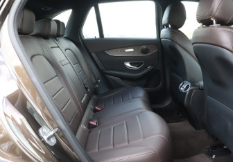Подержанный автомобиль Mercedes-Benz GLC Coupe 2017 года (10 фото)