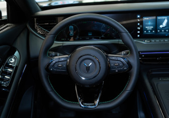 Новый Voyah Free 2025 (13 фото)