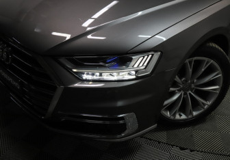 Подержанный автомобиль Audi A8 2019 года (36 фото)