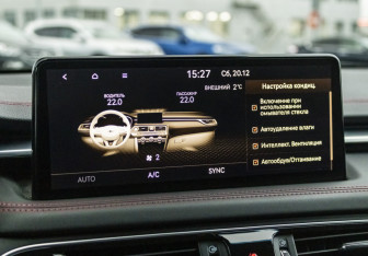 Подержанный автомобиль Genesis G70 2021 года (18 фото)