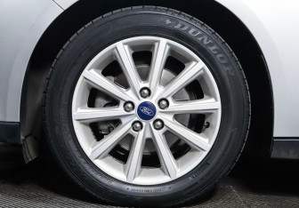 Подержанный автомобиль Ford Focus Wagon 2019 года (8 фото)