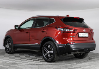 Подержанный автомобиль Nissan Qashqai 2020 года (4 фото)