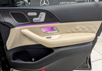 Подержанный автомобиль Mercedes-Benz GLE 2021 года (23 фото)