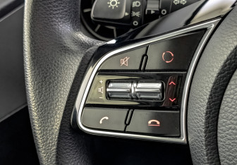 Подержанный автомобиль Kia Cerato Sedan 2019 года (26 фото)