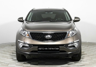 Подержанный автомобиль Kia Sportage 2015 года (2 фото)
