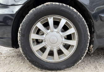 Подержанный автомобиль Hyundai Sonata 2005 года (9 фото)