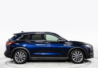 Подержанный автомобиль Infiniti QX50 2019 года (3 фото)