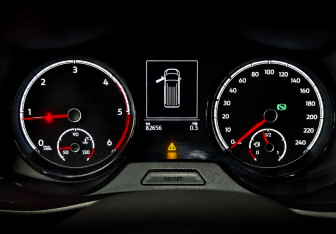 Подержанный автомобиль Volkswagen Caravelle 2021 года (14 фото)