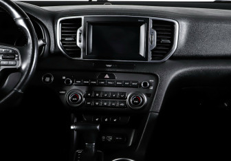 Подержанный автомобиль Kia Sportage 2018 года (16 фото)